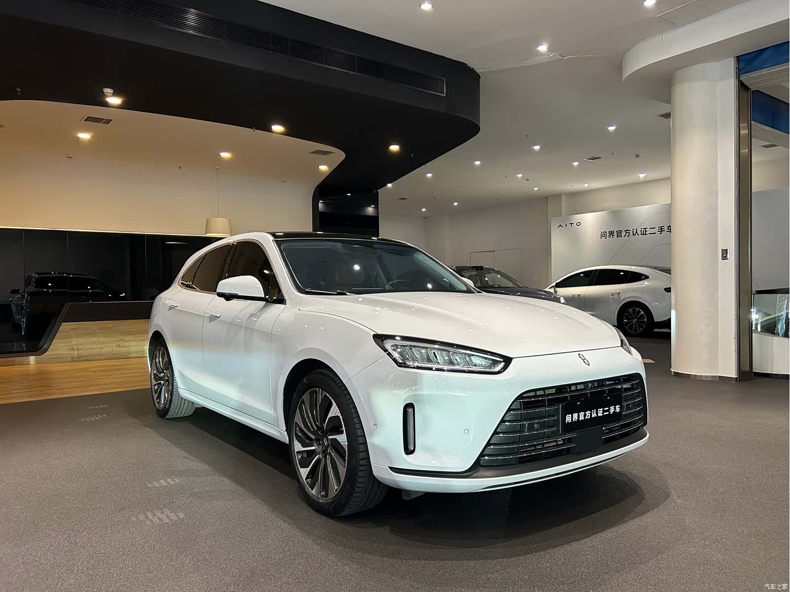 AITO M5, 2022 3