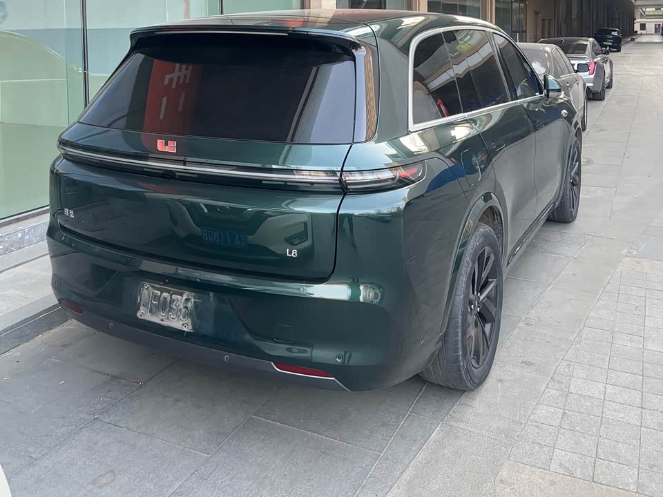 Li Auto Ideal L8