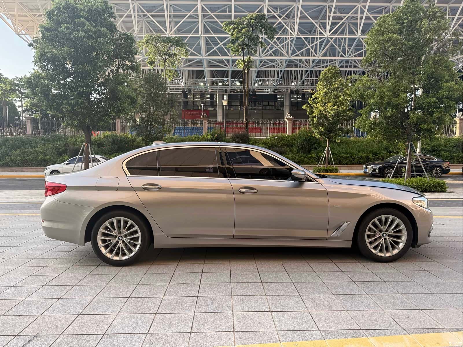 BMW 5 Series, 2018 6