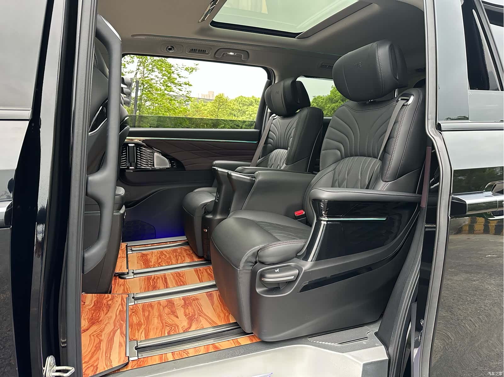 Trumpchi M8, 2023 12