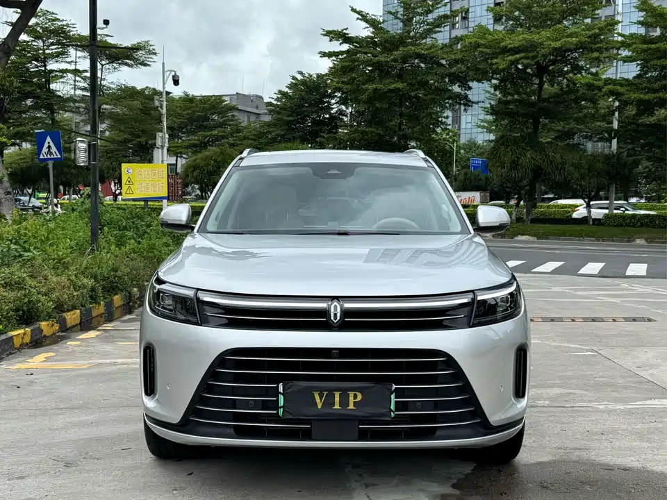 AITO Ask the world M7