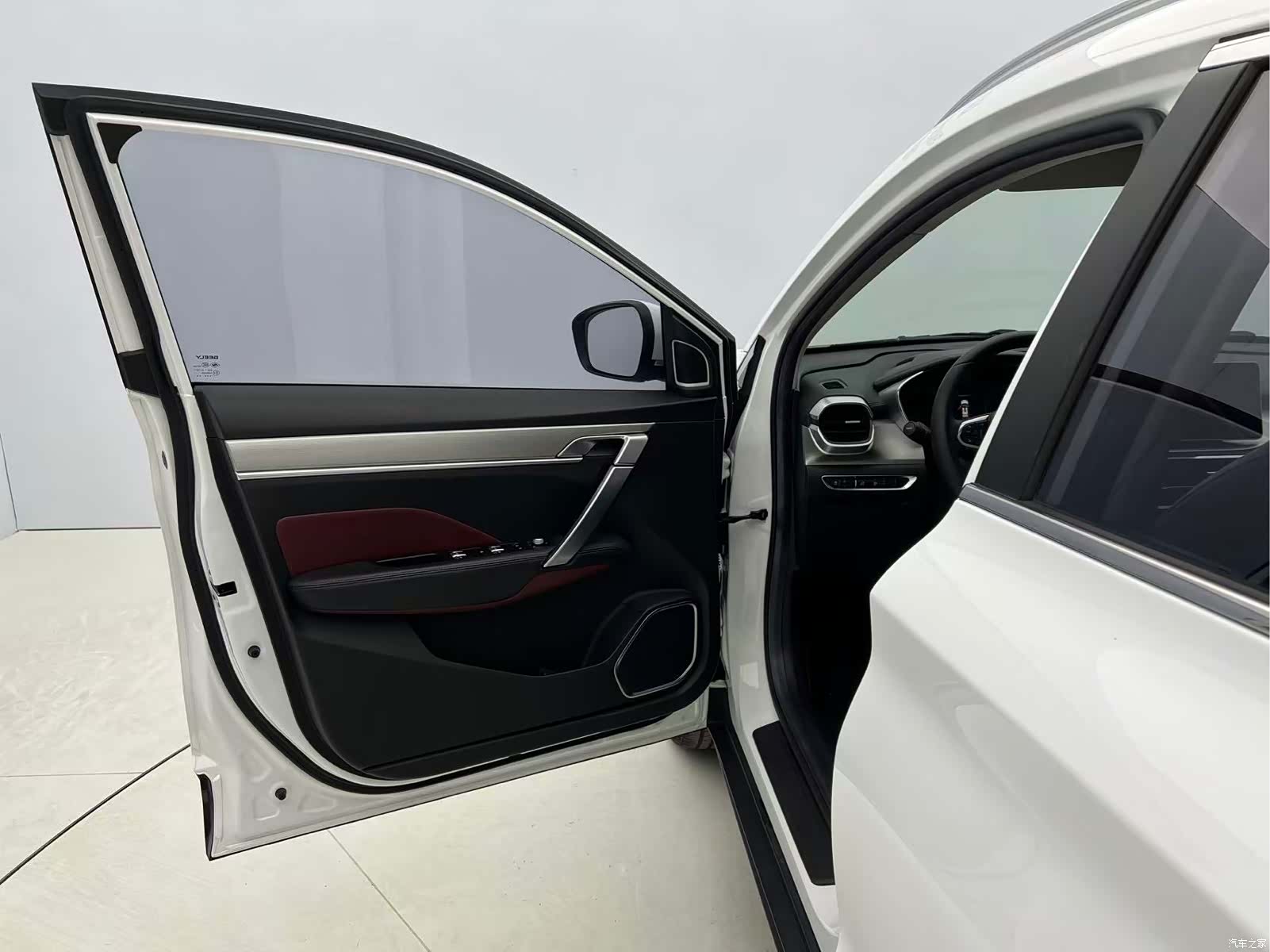 Geely Coolray, 2021 18