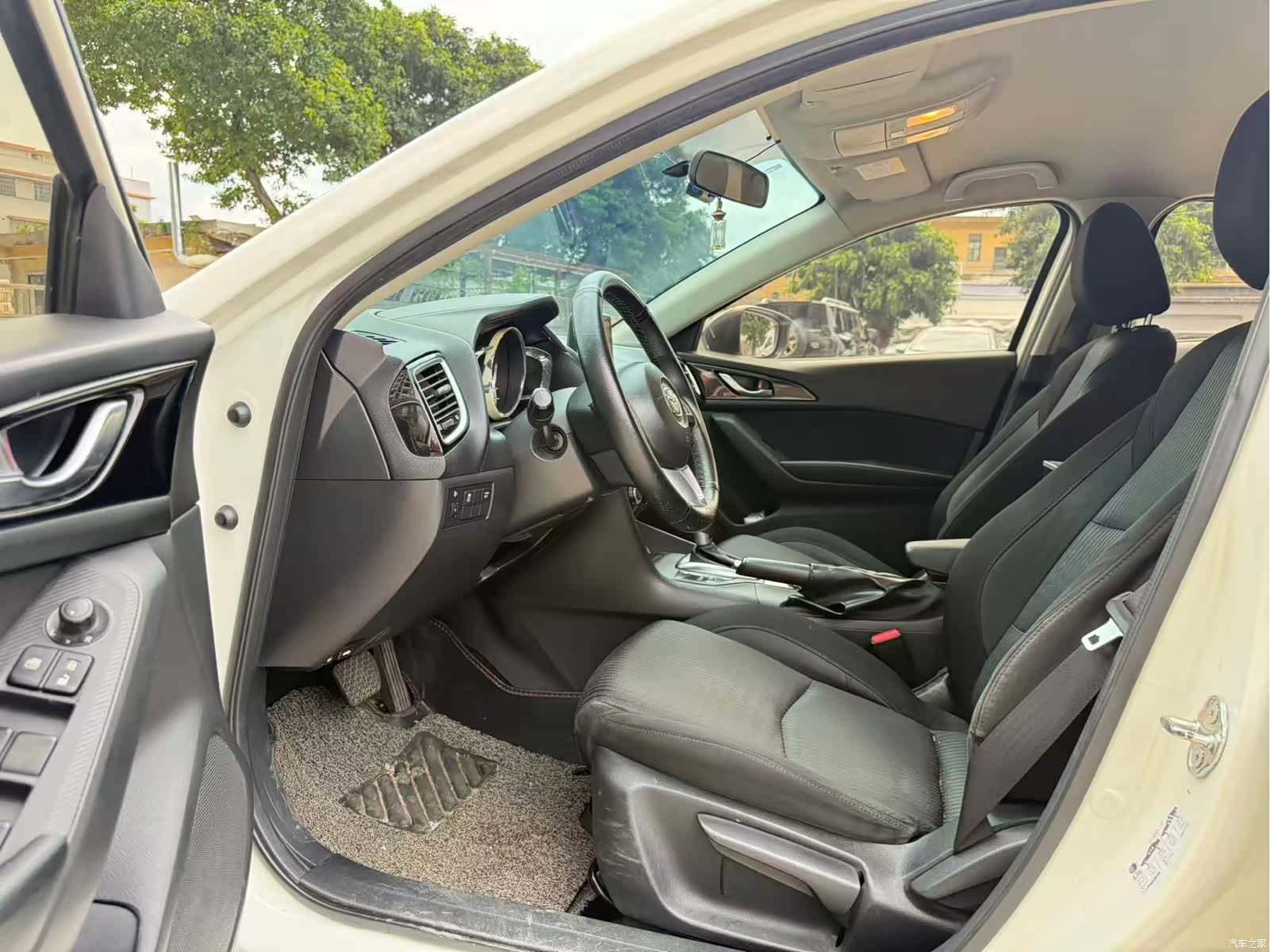 Mazda Mazda3, 2016 4