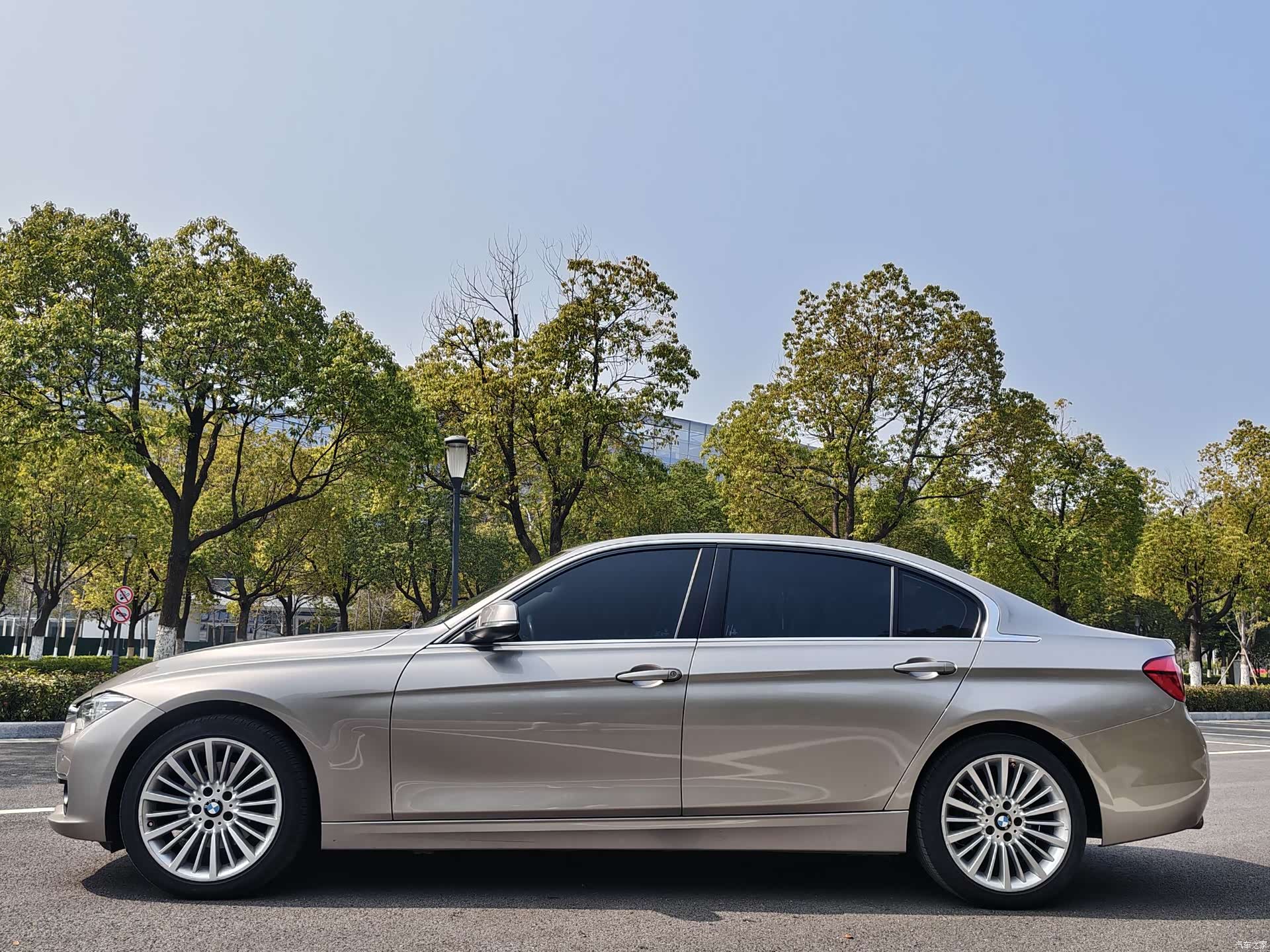 BMW 3 Series, 2017 18