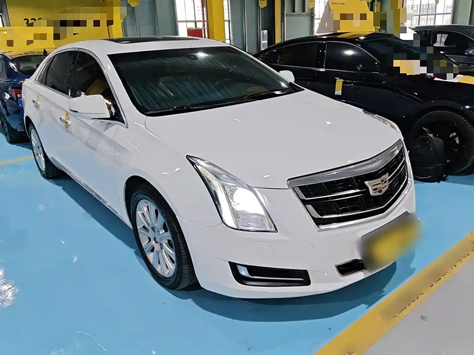 Cadillac XTS