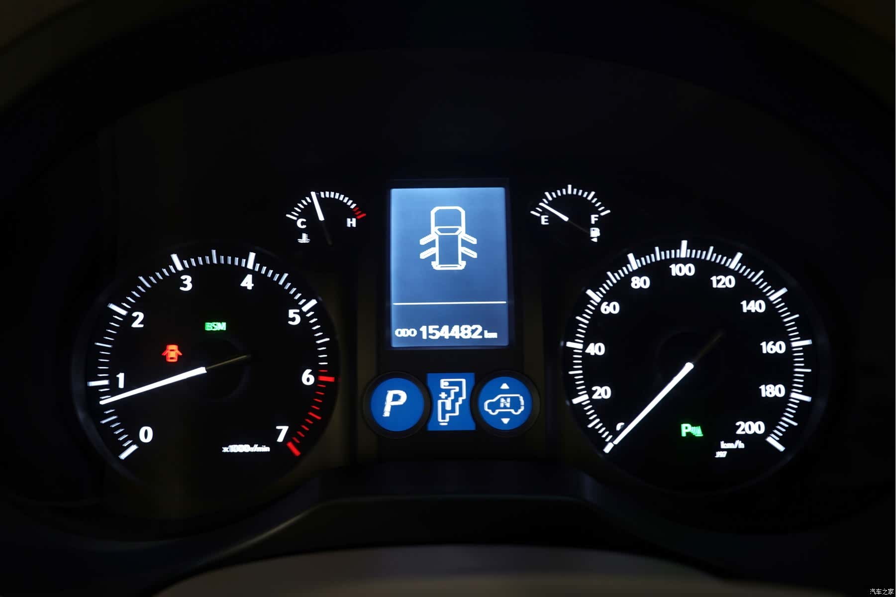 Lexus GX, 2015 10