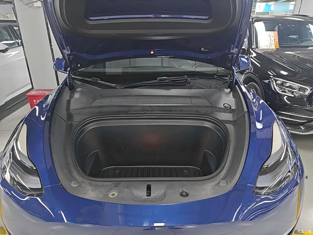 Tesla Model Y, 2022 16