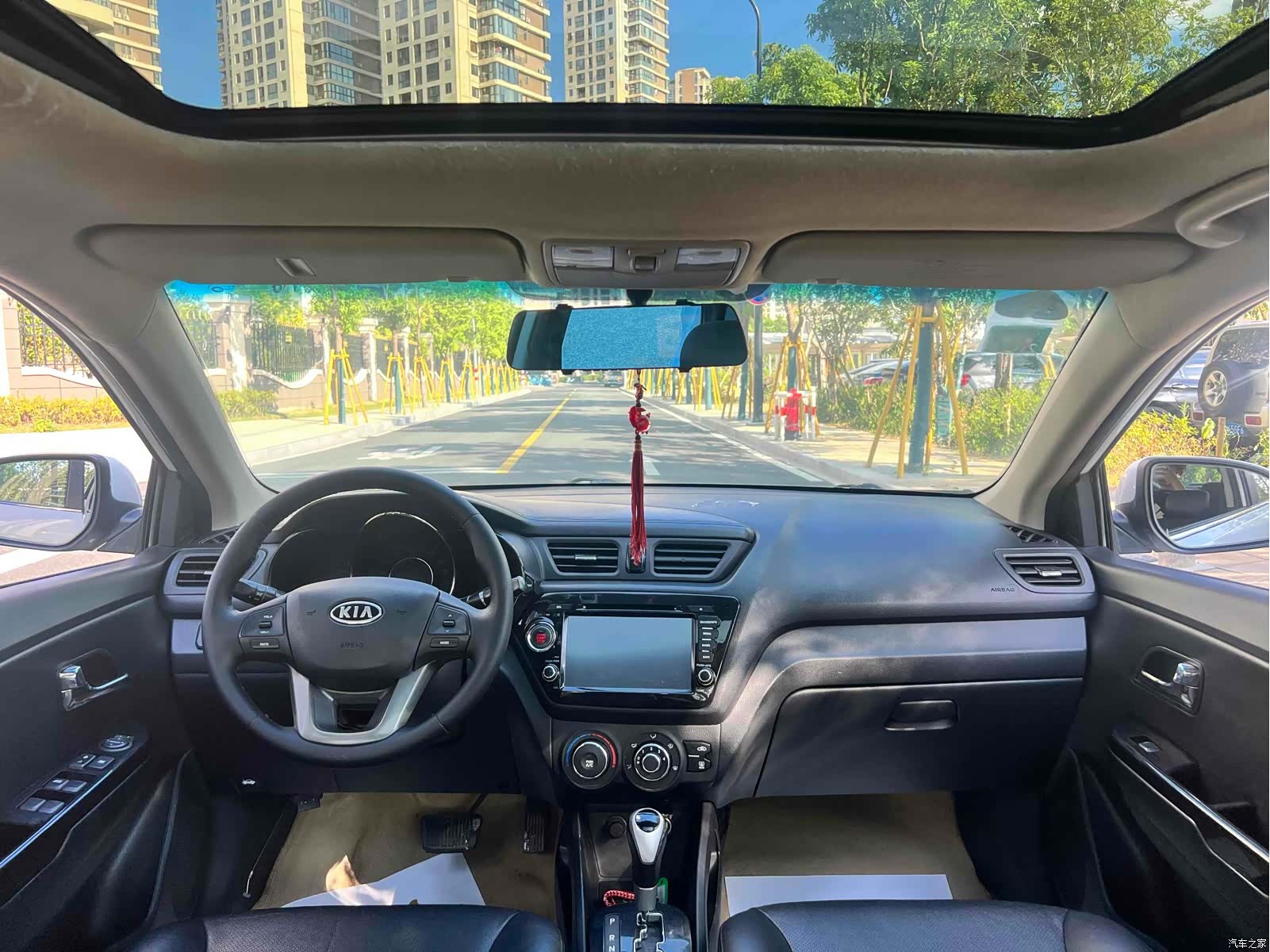 Kia K2, 2012 11