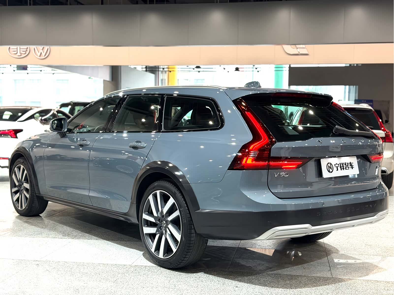 Volvo V90, 2022 6