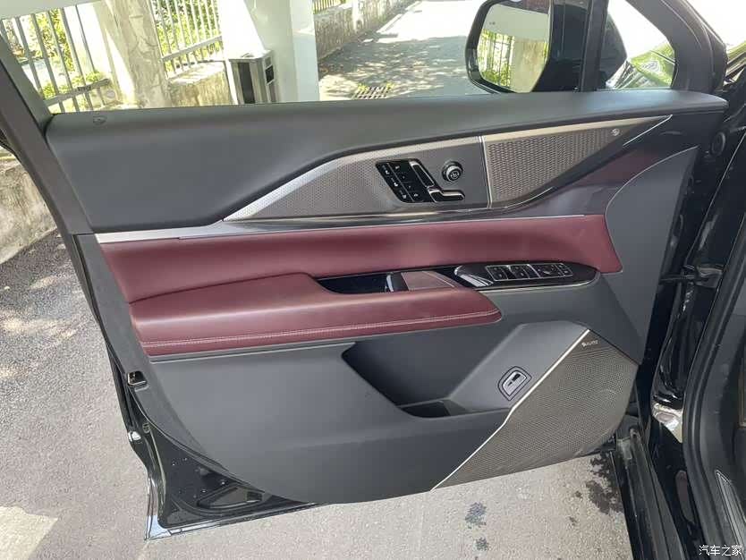 Cadillac XT5, 2024 6