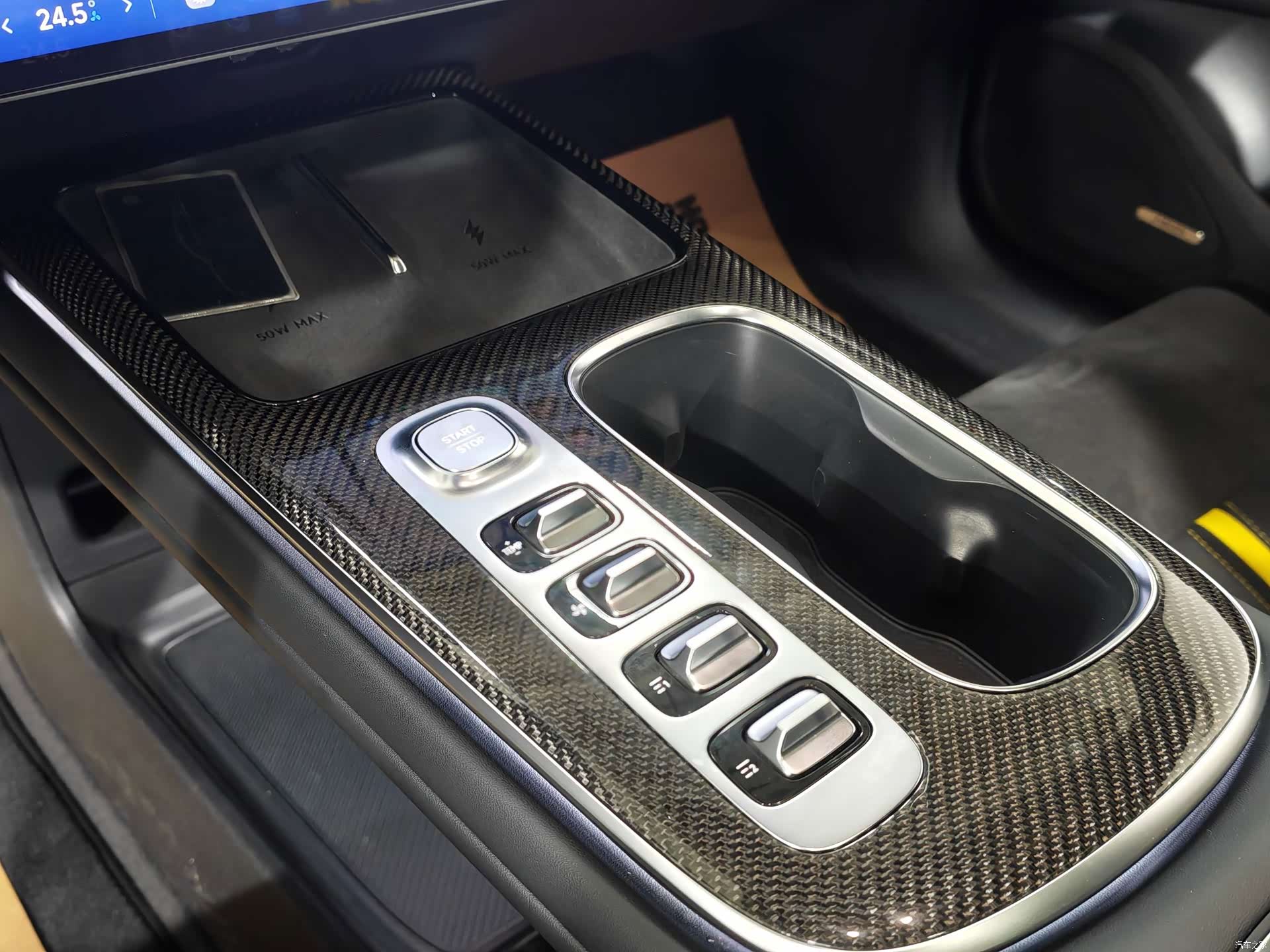 Xiaomi SU7, 2025 11