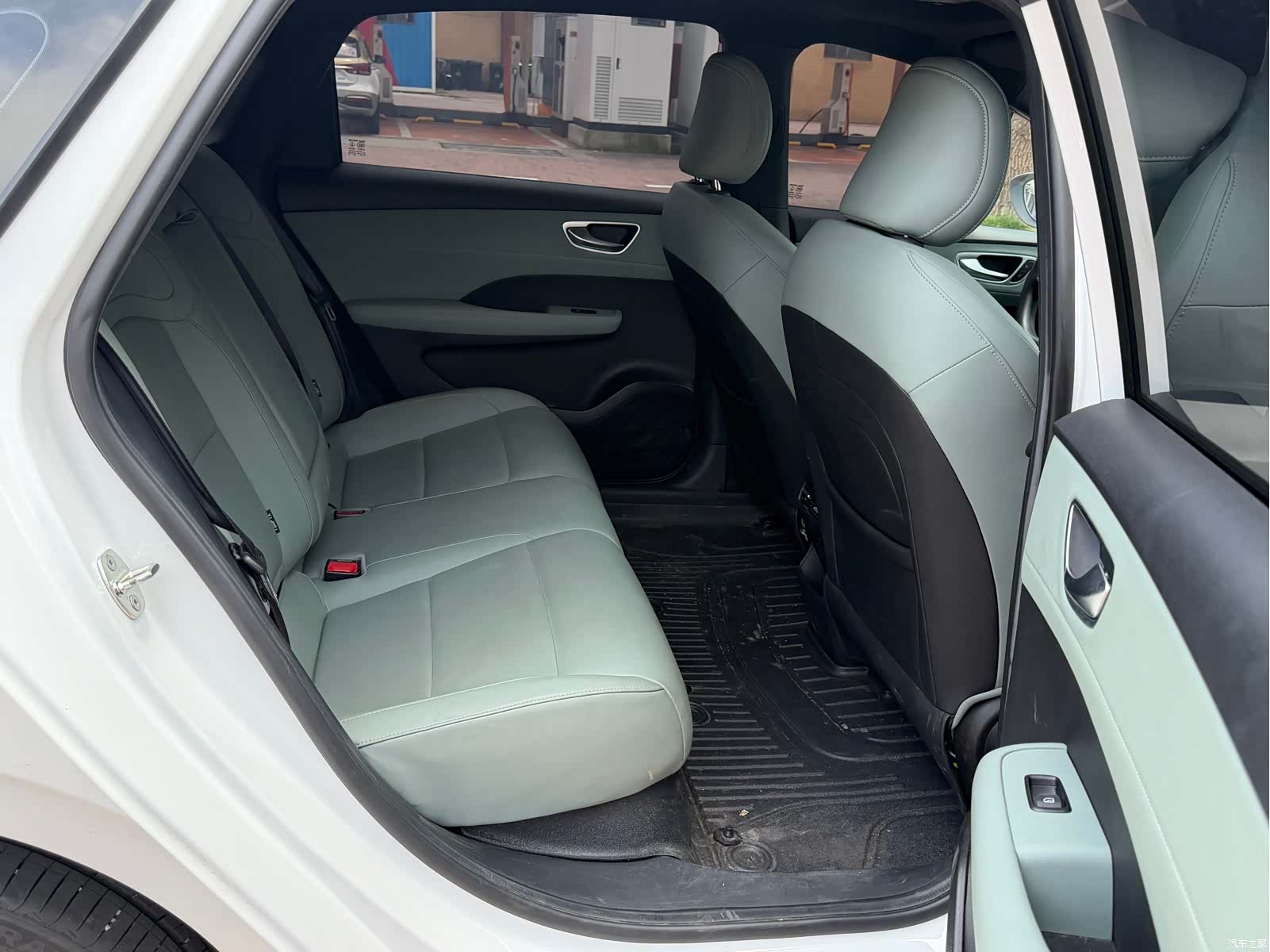 Roewe D6, 2025 7