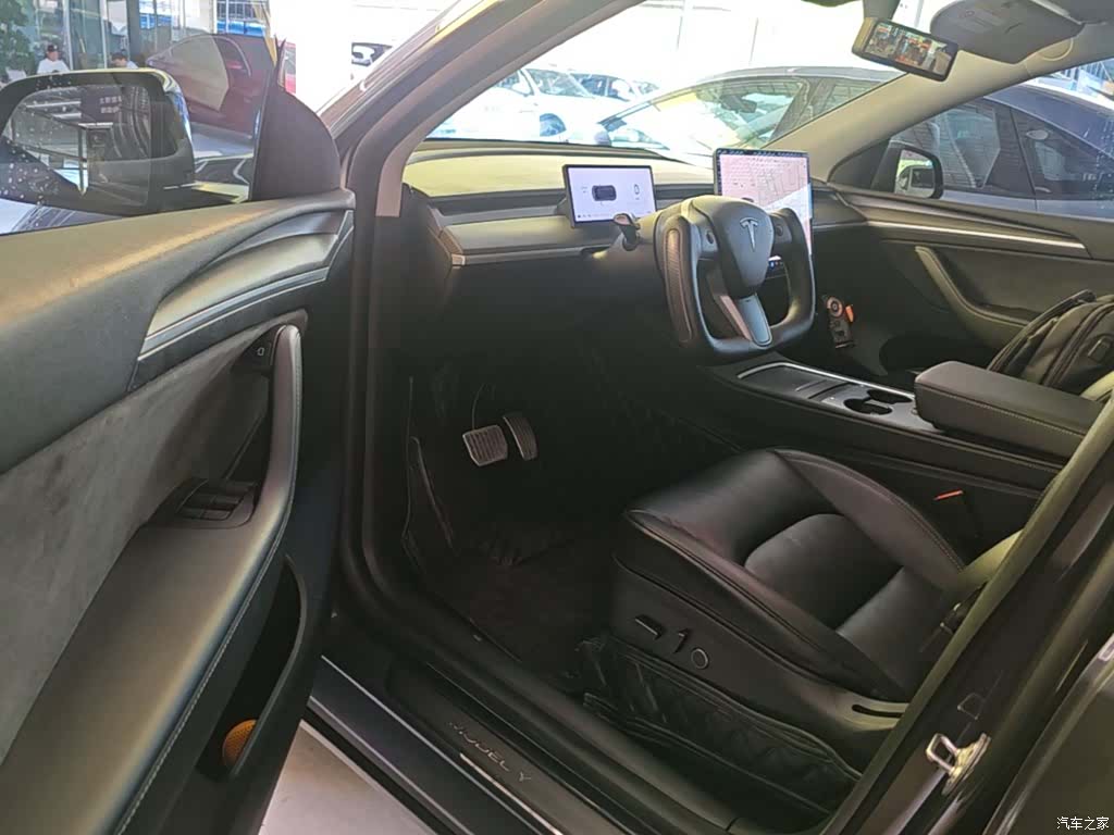 Tesla Model Y, 2021 16