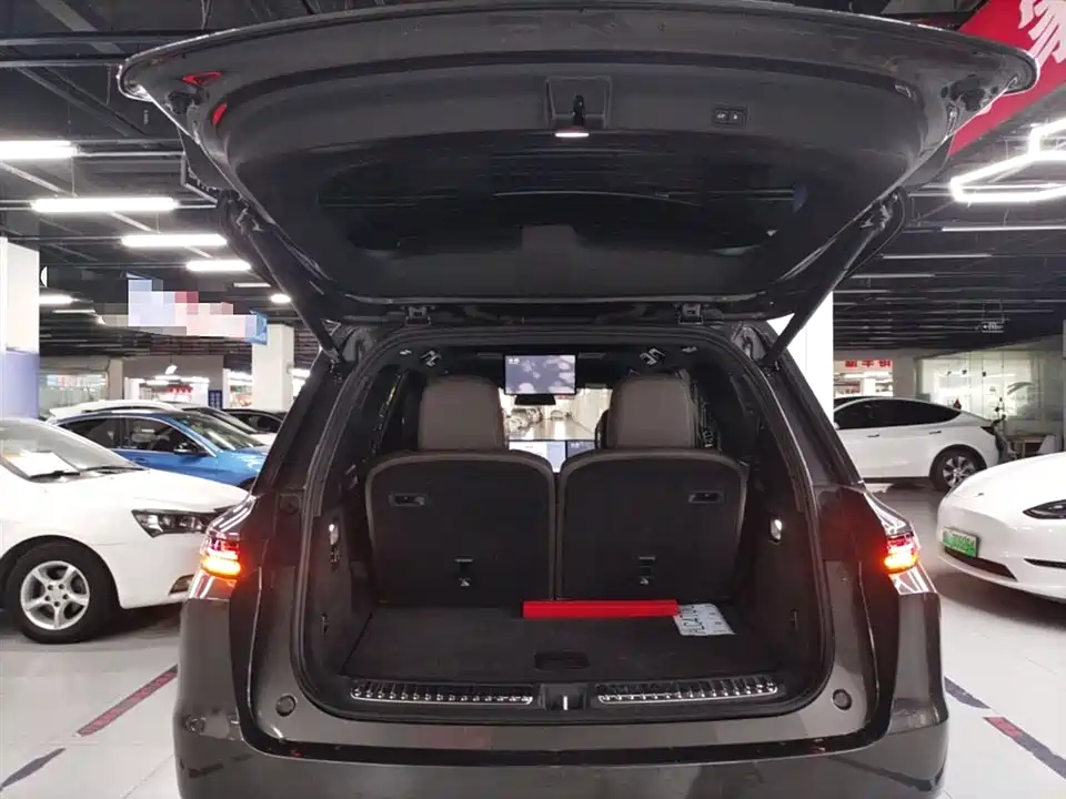 Li Auto Ideal L9