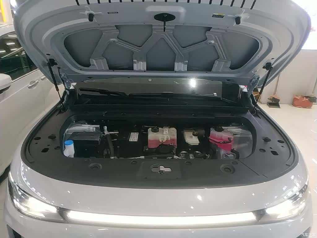 Leapmotor C16, 2026 20