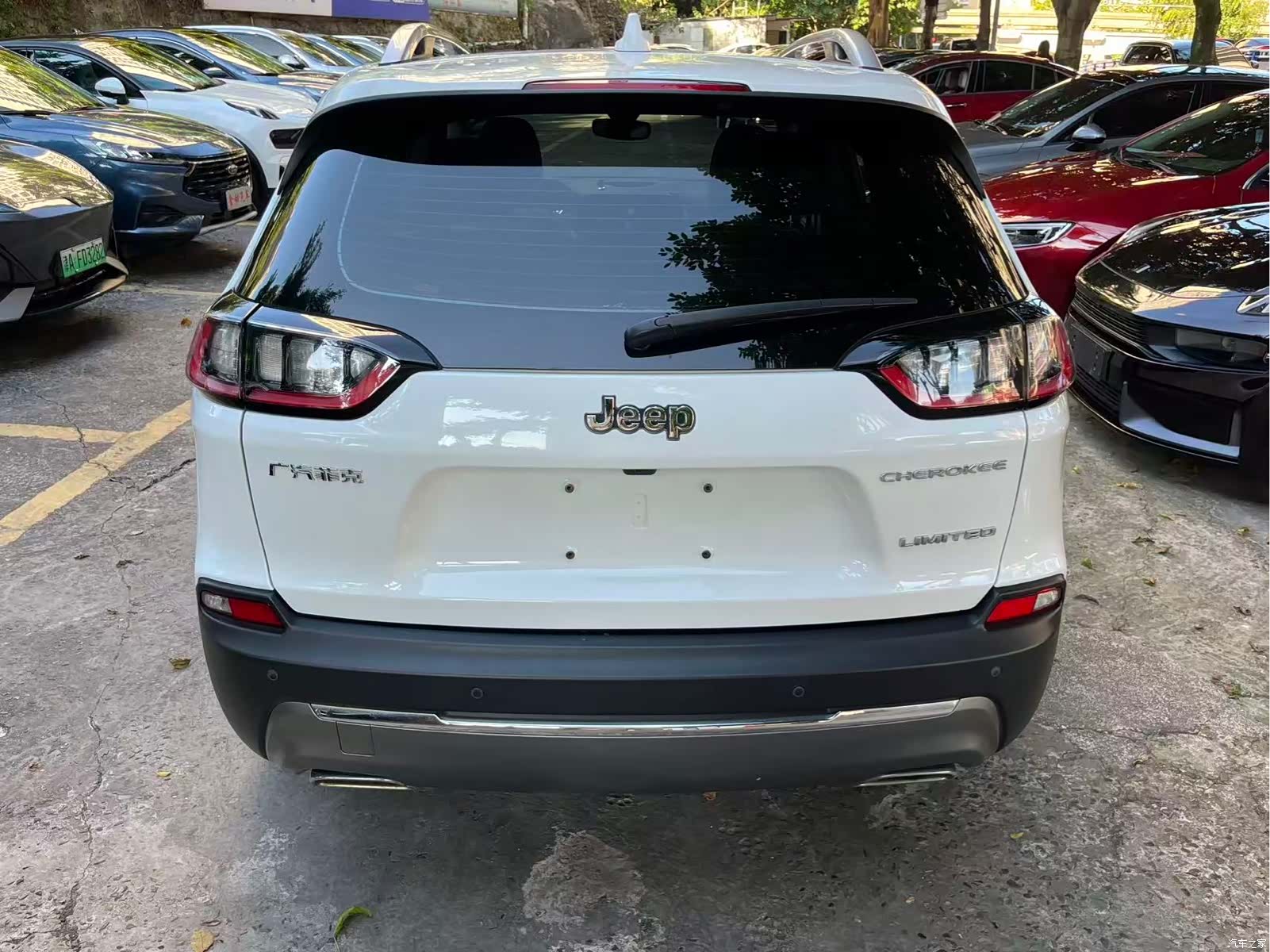 Jeep Cherokee, 2021 все фото
