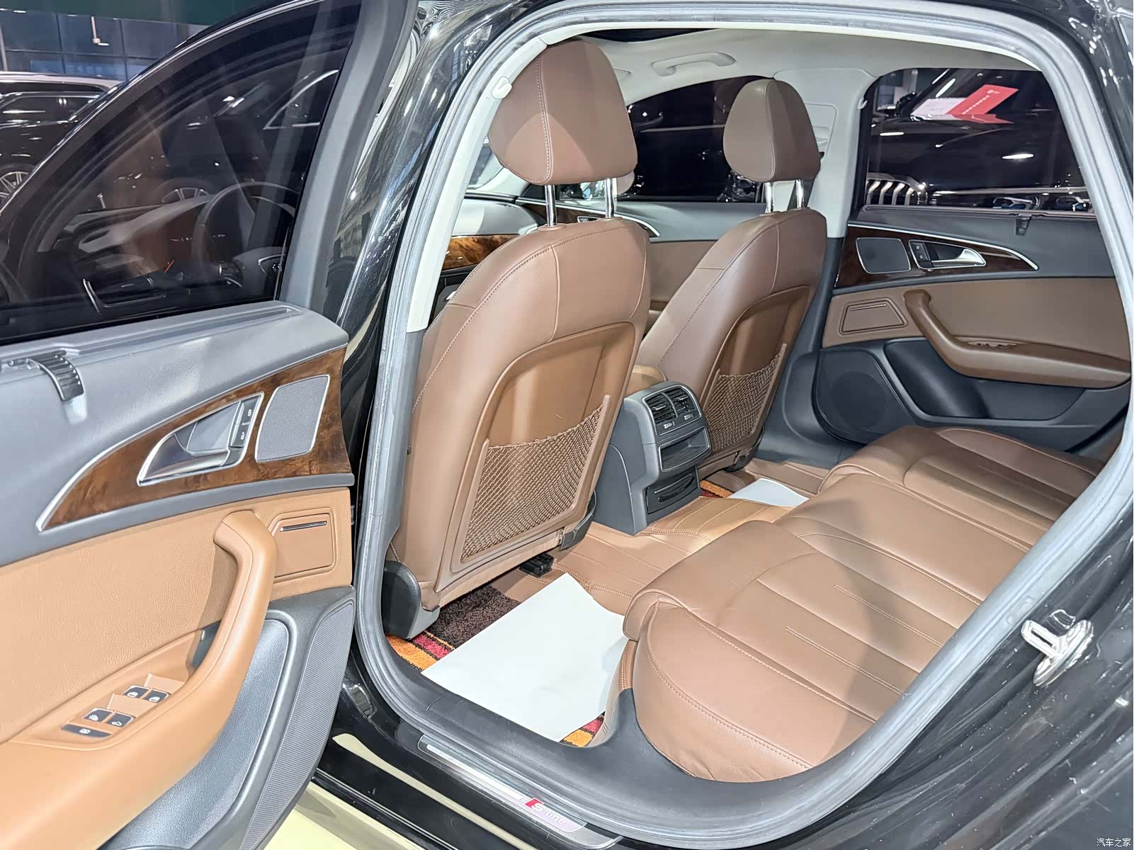 Audi A6L, 2018 8