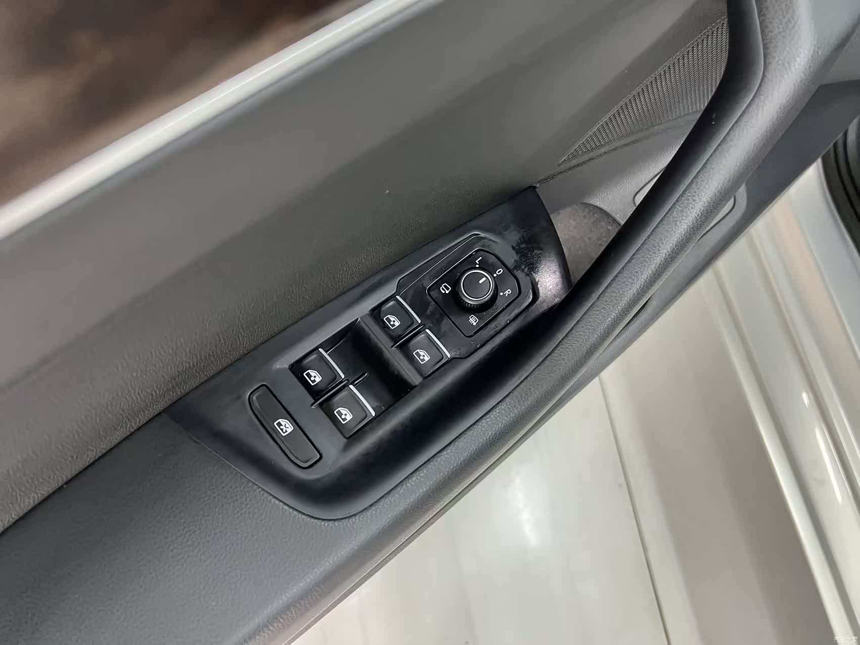 Volkswagen Magotan, 2017 17