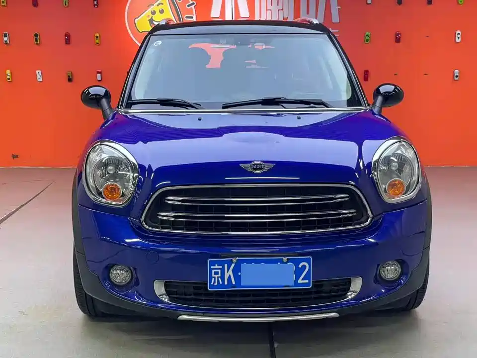 MINI COUNTRYMAN