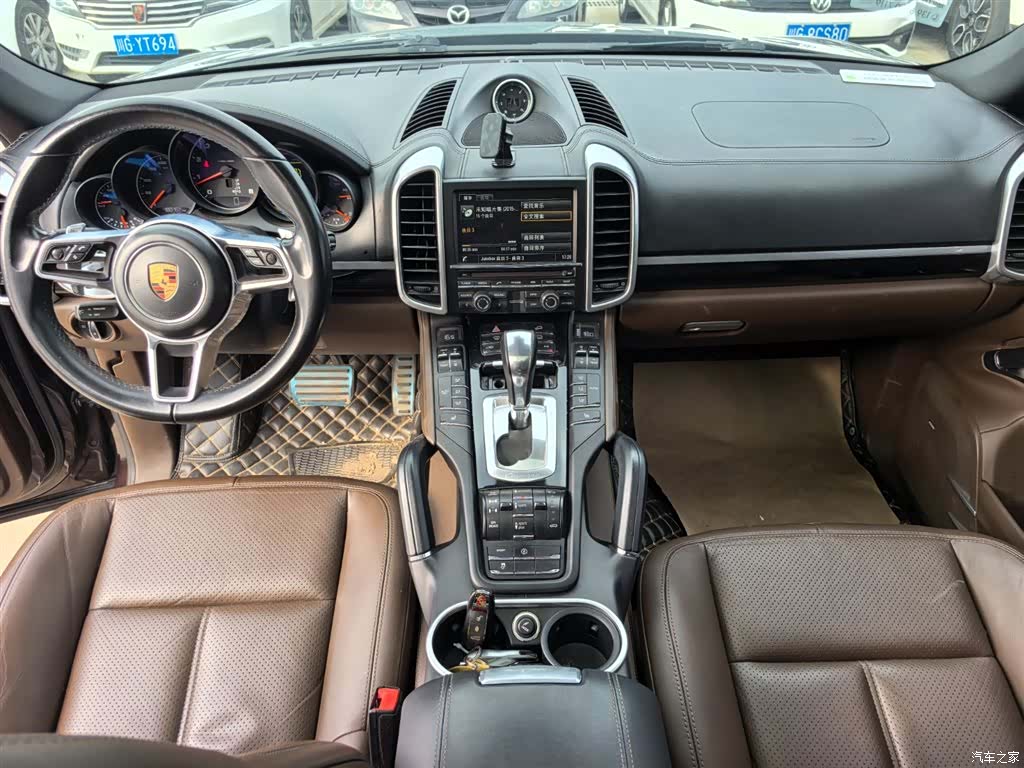 Porsche Cayenne, 2016 13