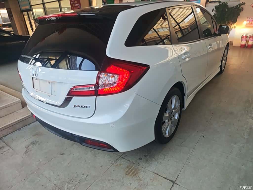 Honda Jade, 2016 24