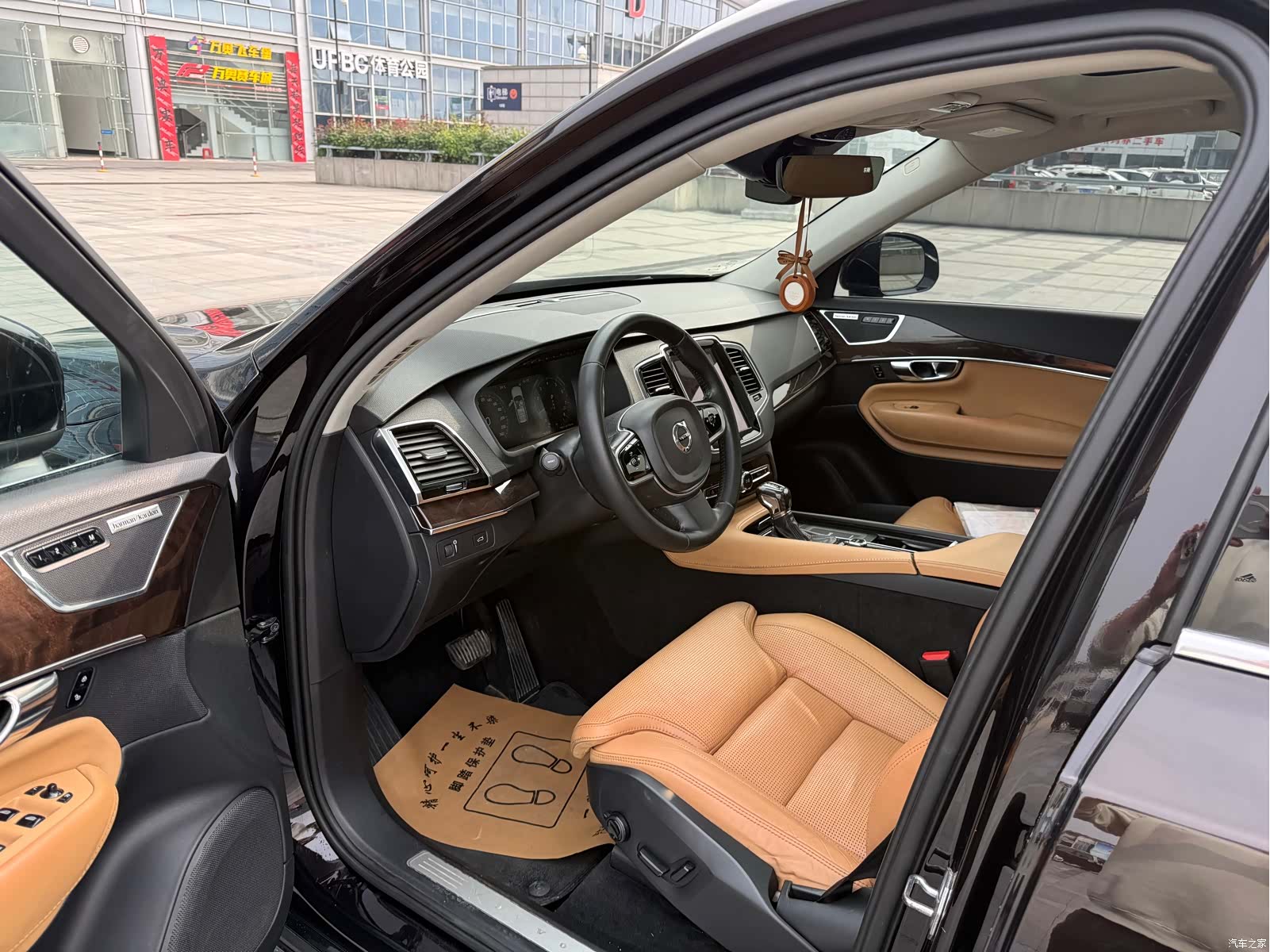 Volvo XC90, 2016 4
