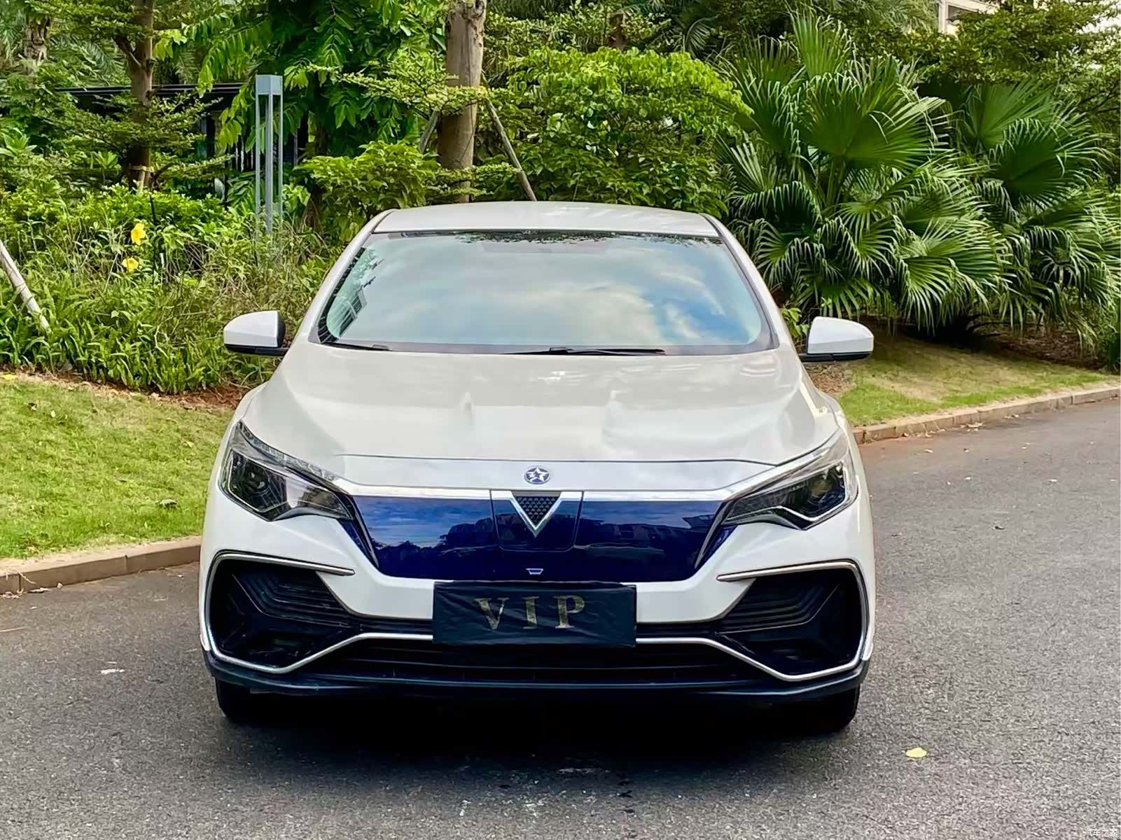 Nissan D60EV, 2022 2