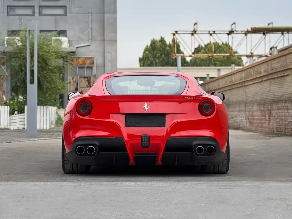 Ferrari F12berlinetta