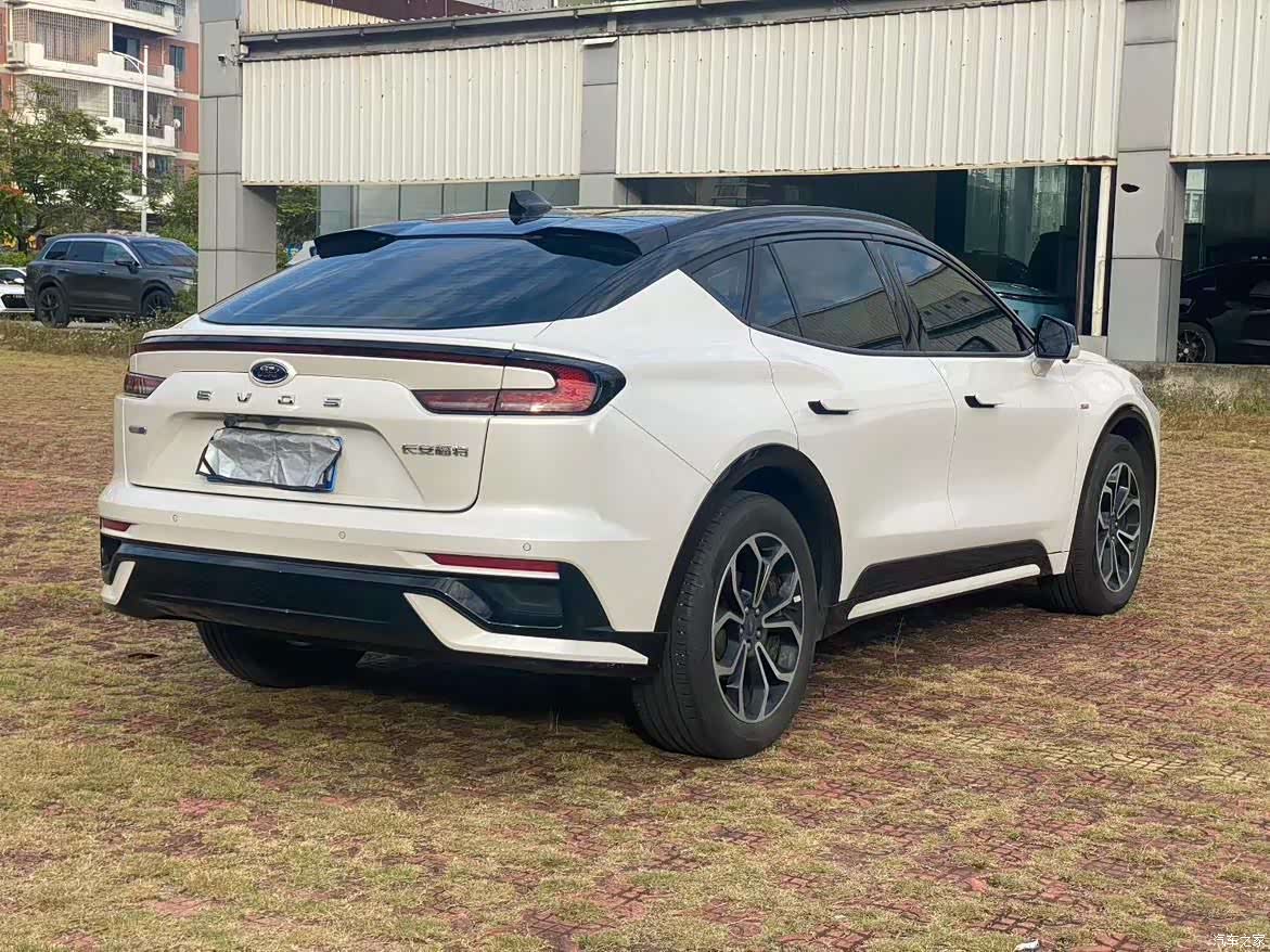 Ford Evos, 2022 7