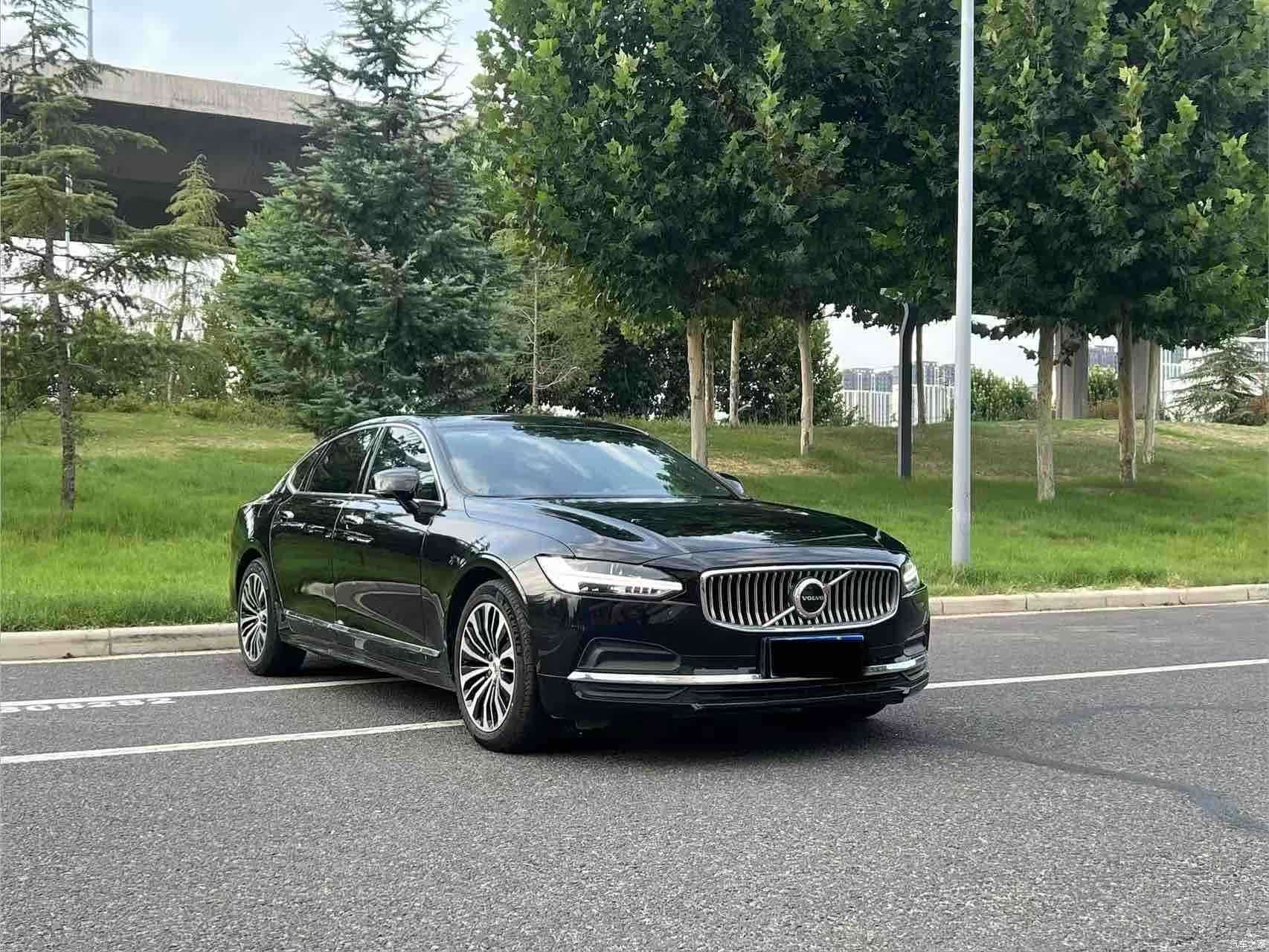 Volvo S90, 2023 3