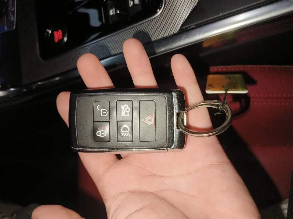 Jaguar XEL Jaguar XEL