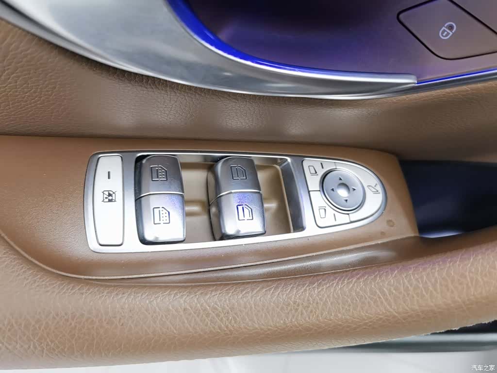 Mercedes-Benz E-Class, 2018 9
