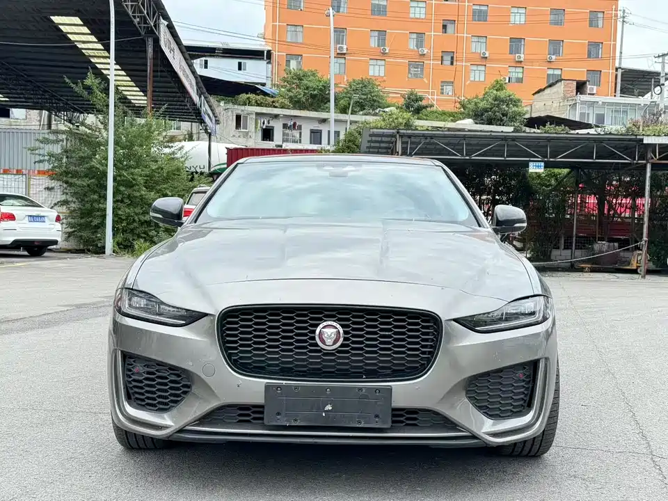 Jaguar XEL
