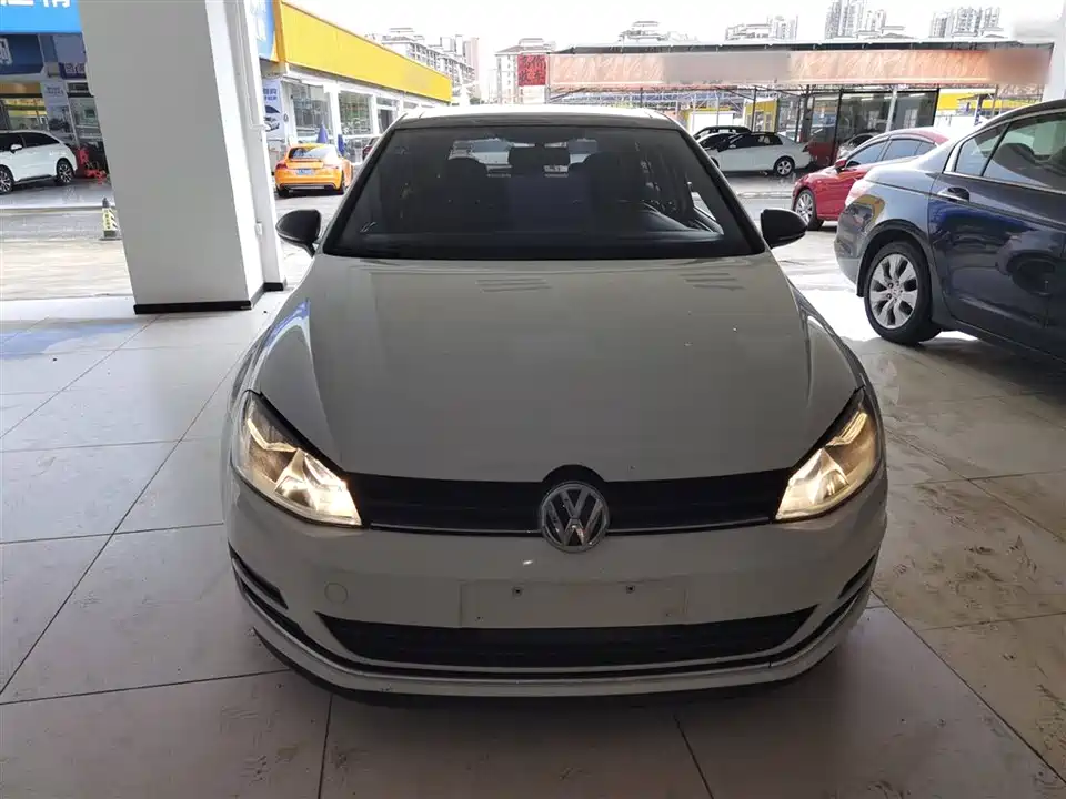 Volkswagen golf