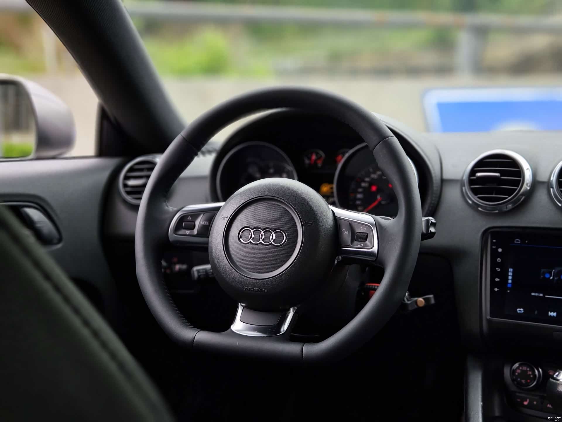 Audi TT, 2009 13