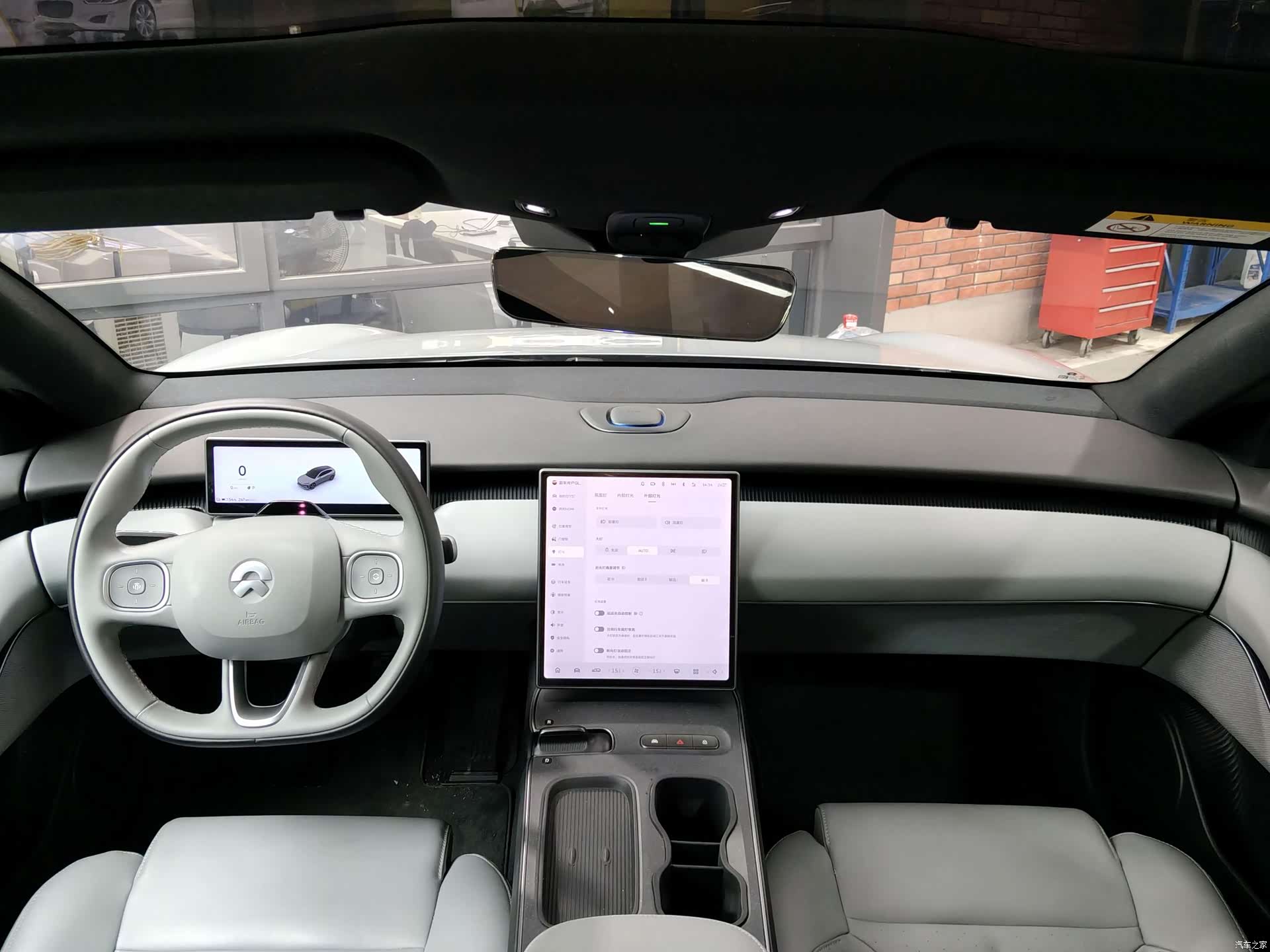 NIO ET5, 2024 12