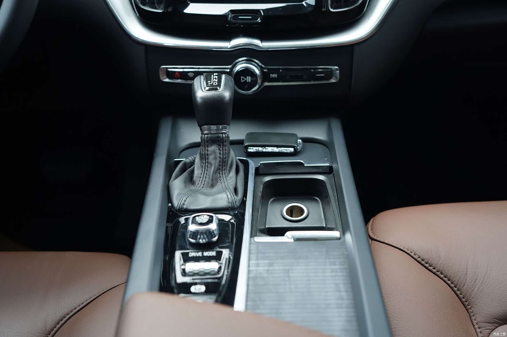 Volvo XC60, 2019 15