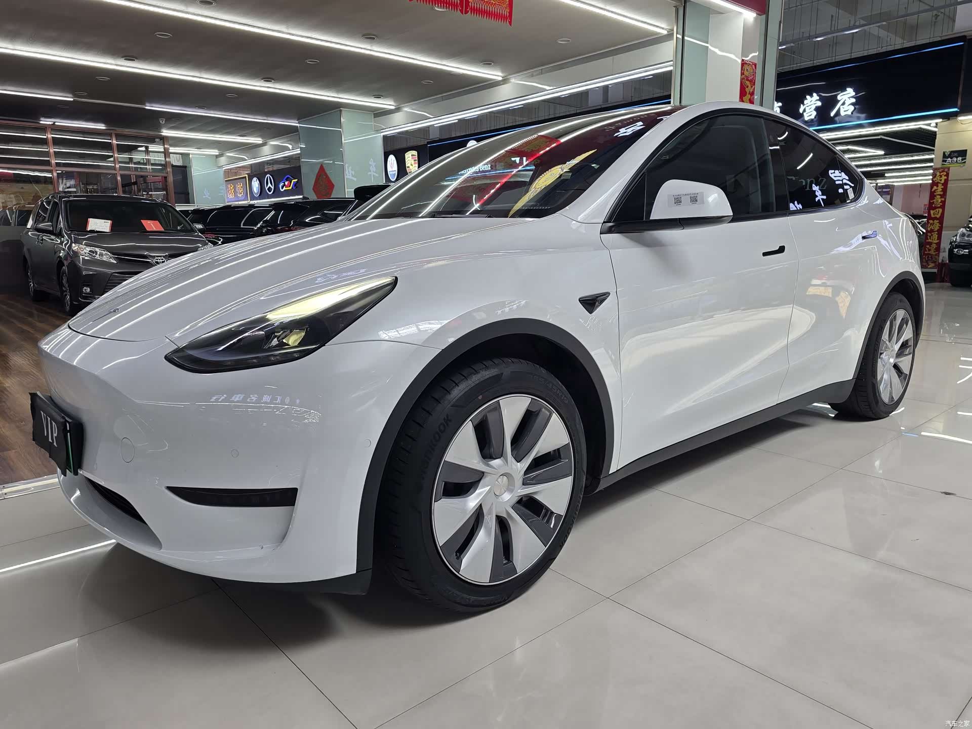 Tesla Model Y, 2023 3