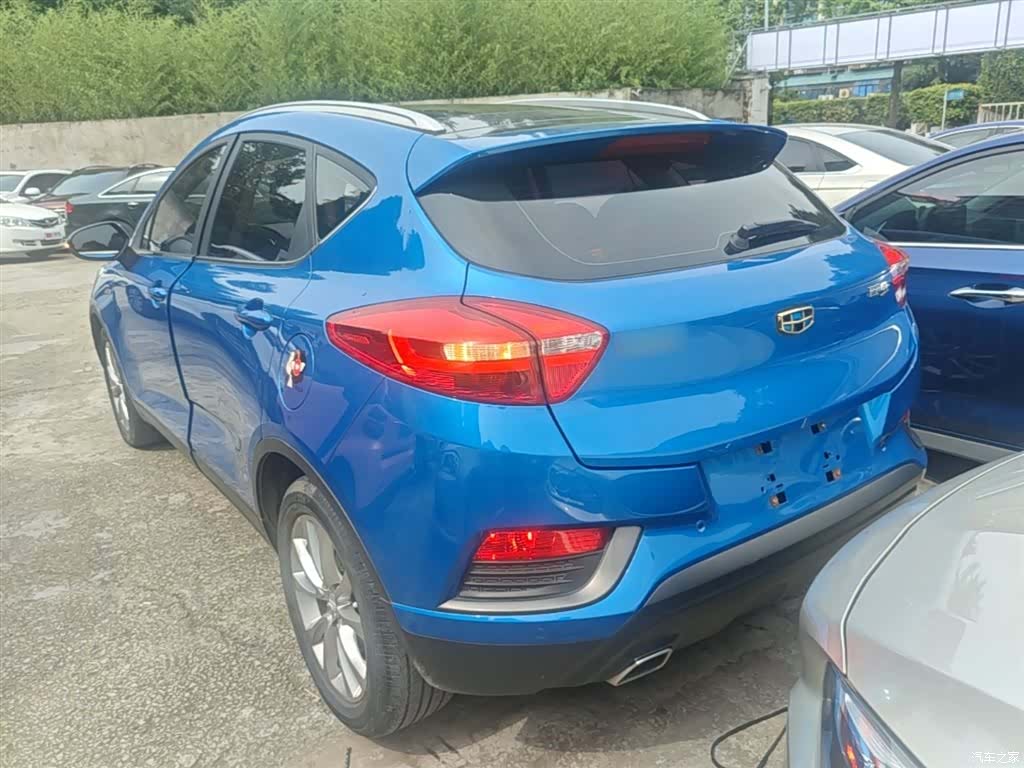 Geely Emgrand, 2016 все фото