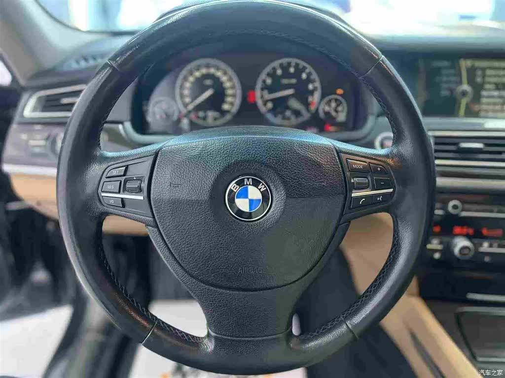 BMW 7 Series, 2013 12