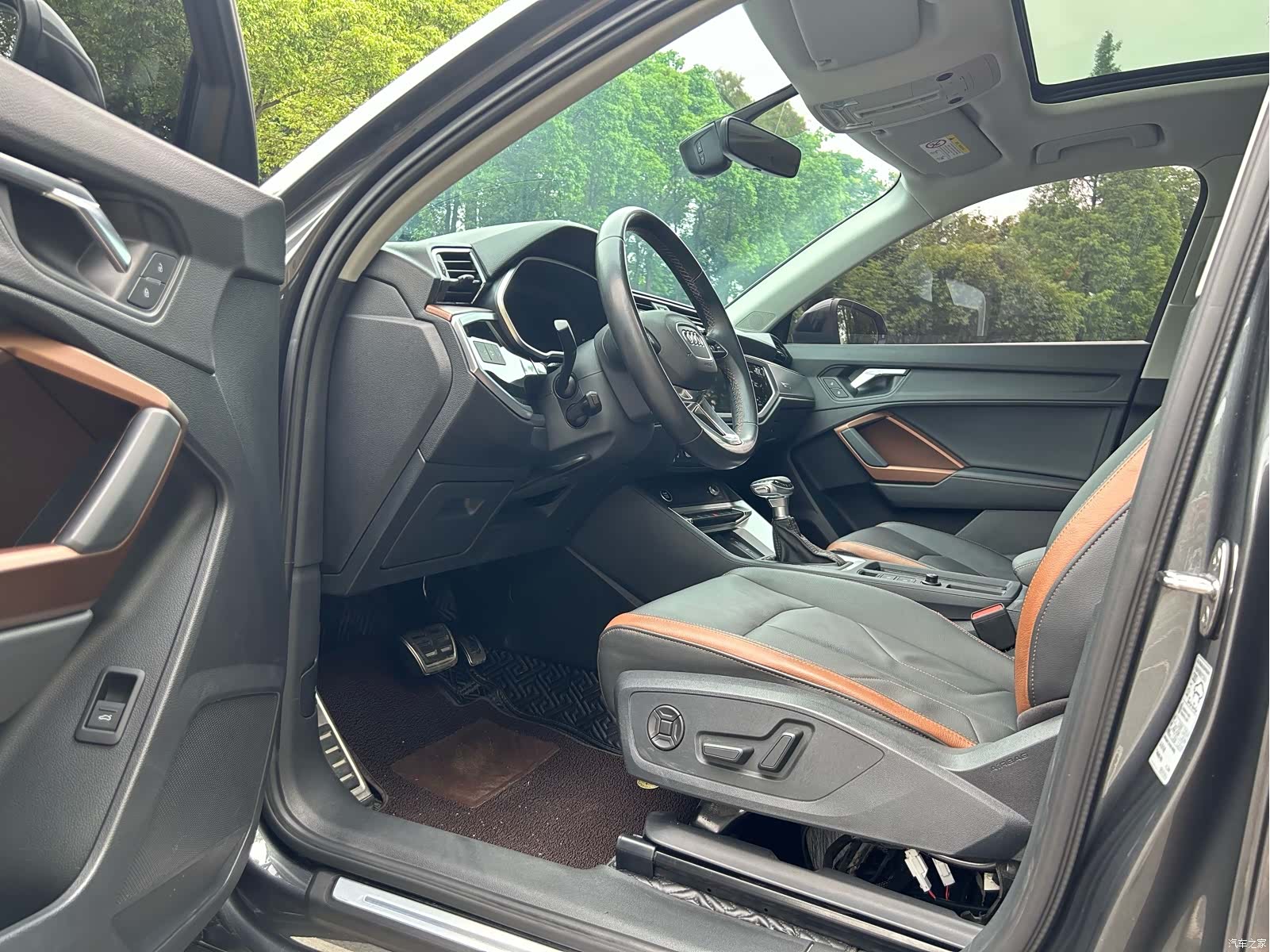 Audi Q3, 2022 все фото