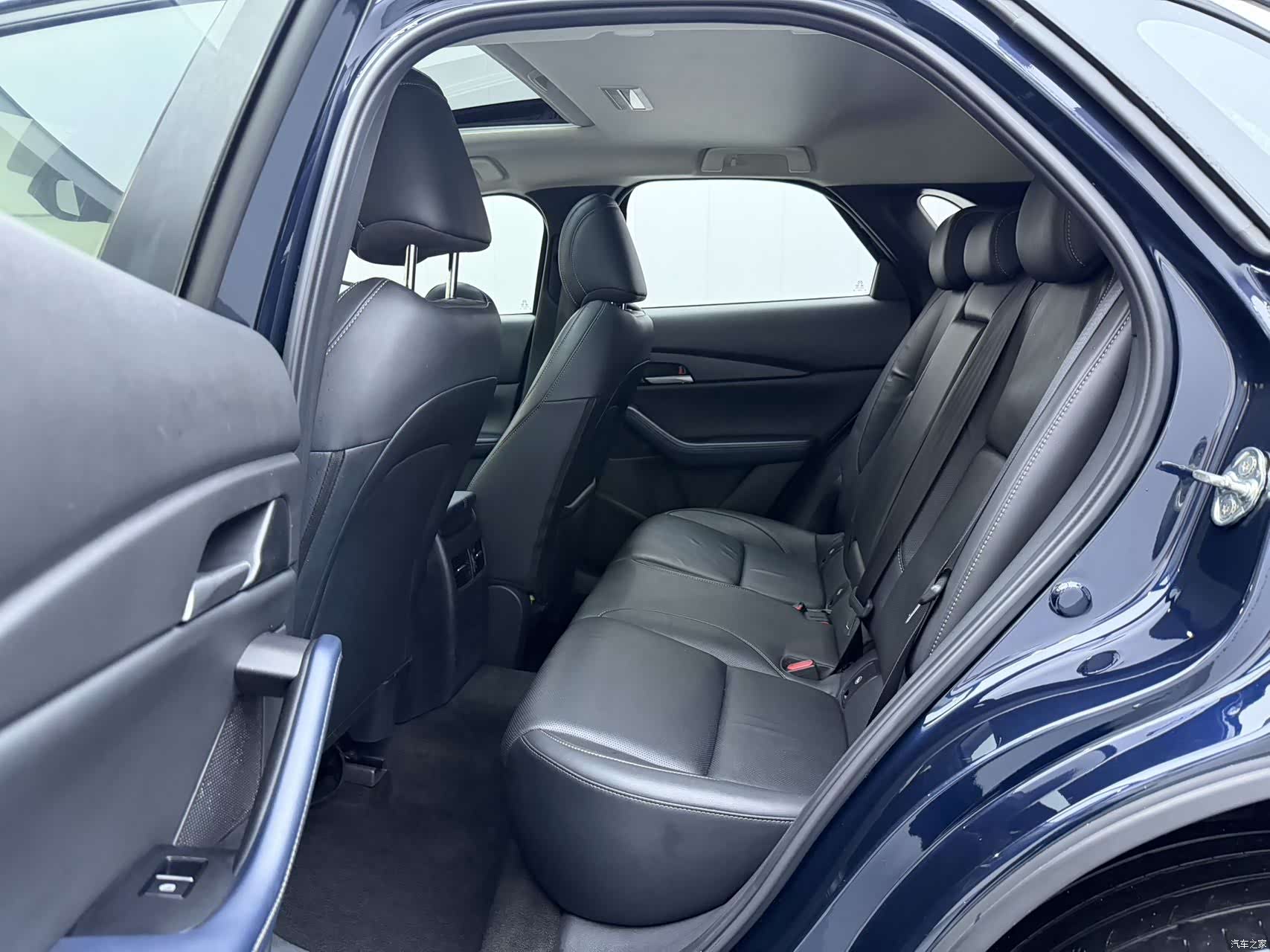 Mazda CX-30, 2021 9