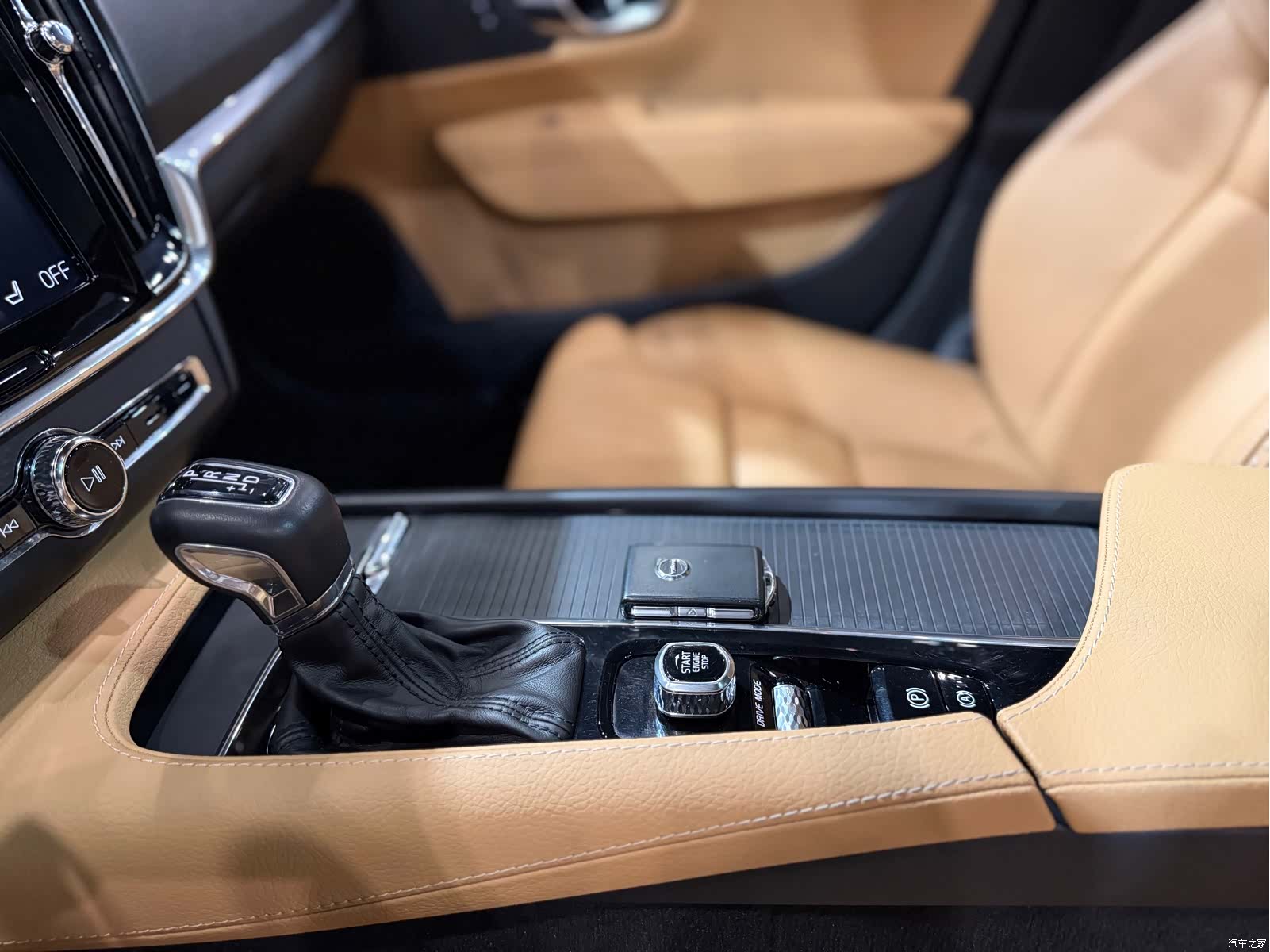 Volvo V90, 2018 14