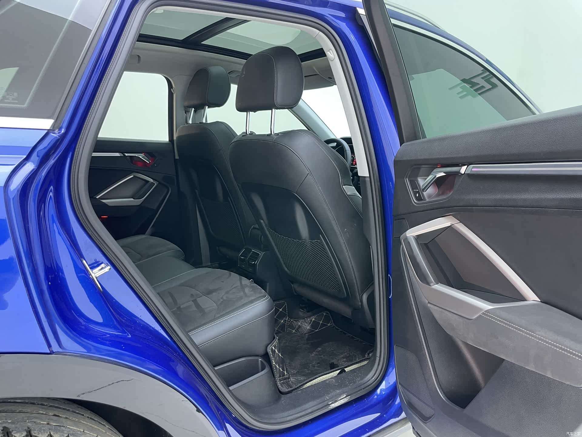 Audi Q3, 2023 24