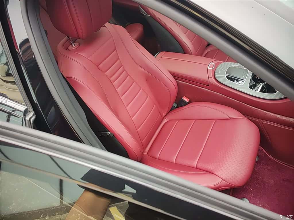Mercedes-Benz E-Class, 2023 25