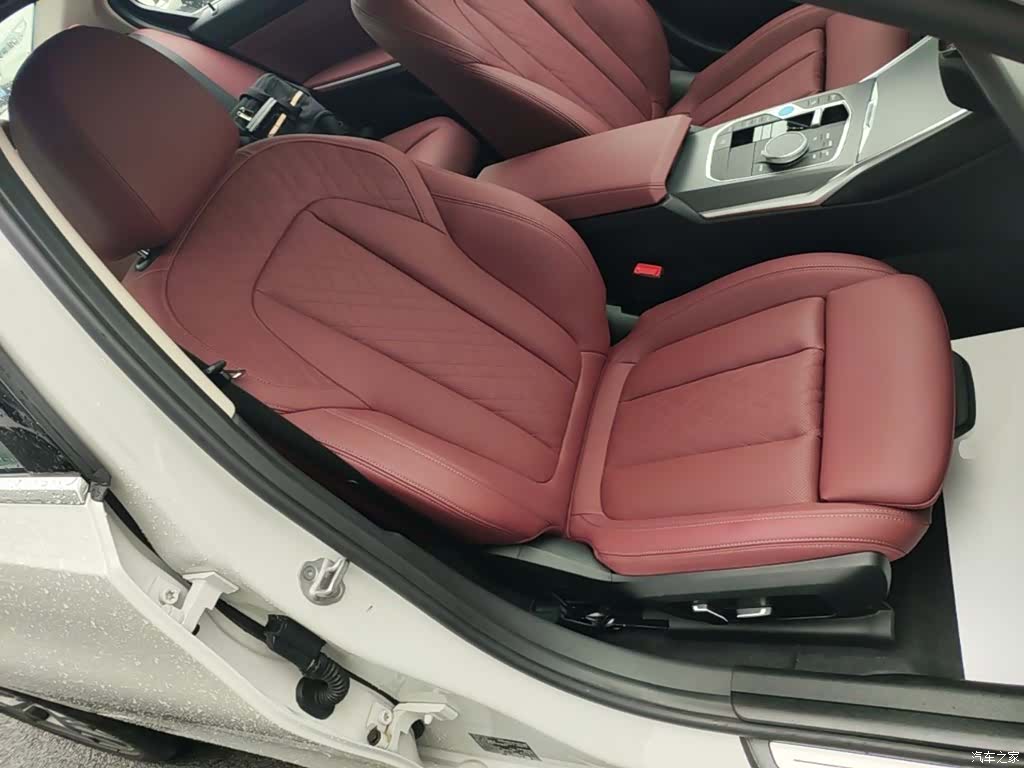 BMW i3, 2025 25
