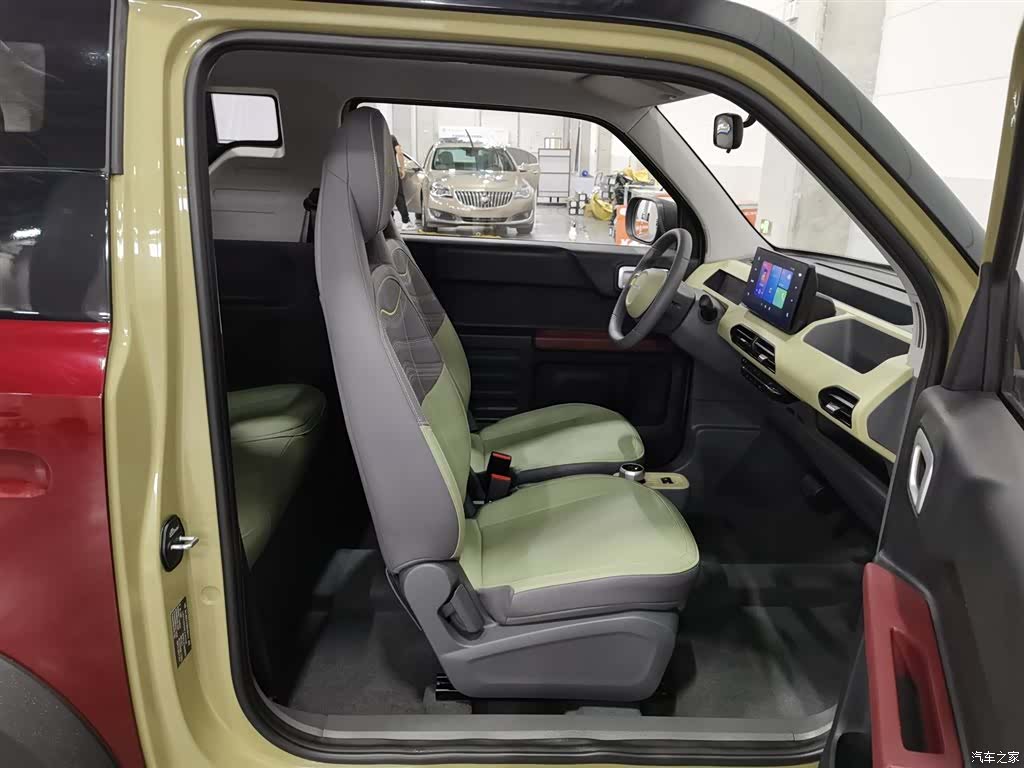 Geely Panda, 2023 23