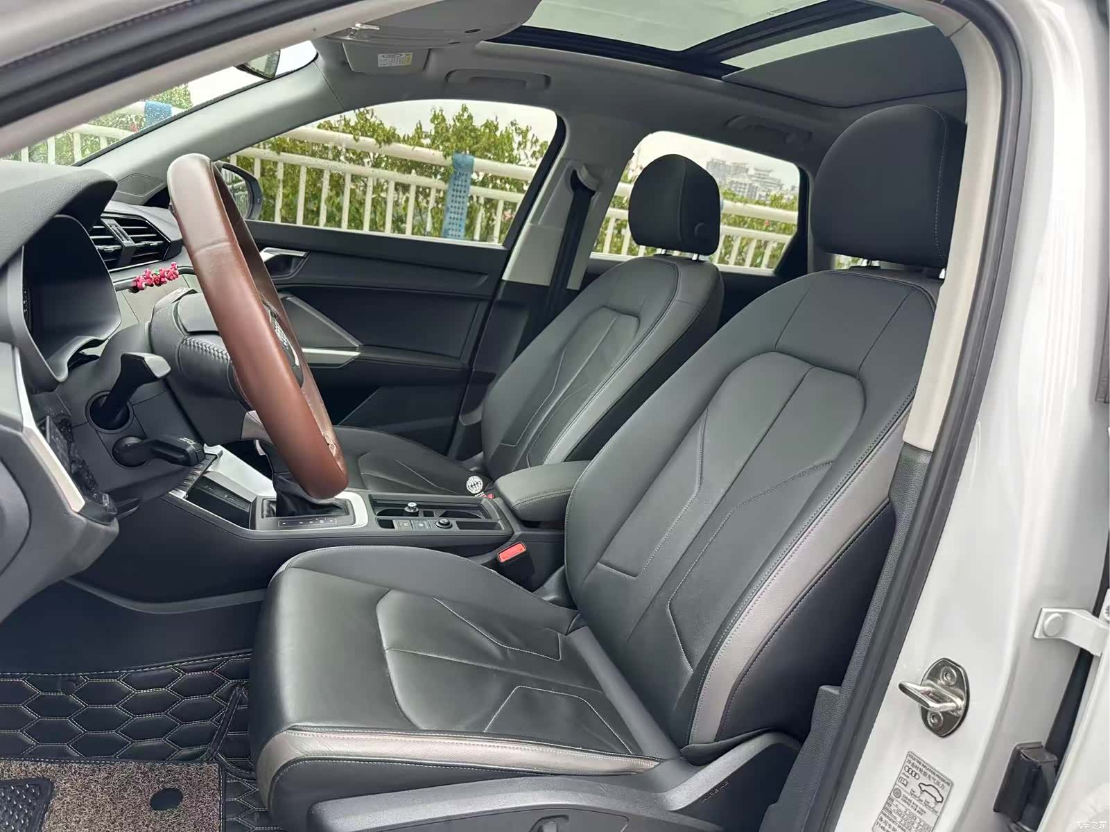 Audi Q3, 2020 10