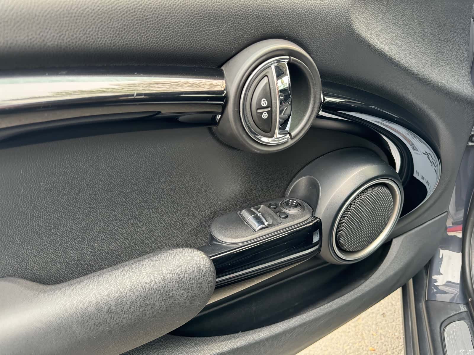 Mini Cooper, 2015 12