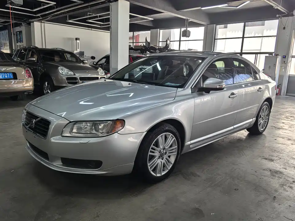 Volvo S80L